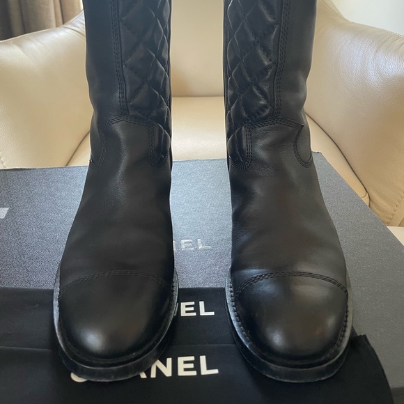 ❌SOLD❌Authentic Chanel “Indiana” Boot - Picture 3 of 10